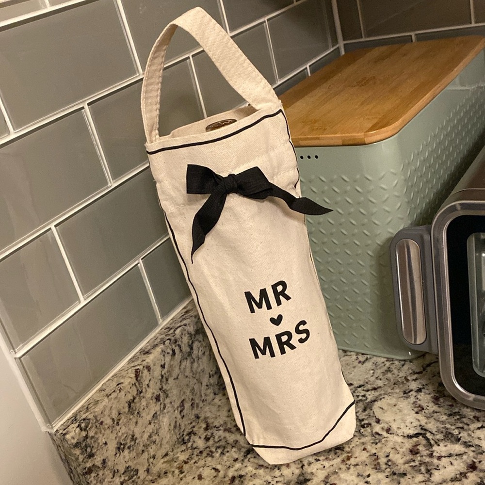 Mr. and Mrs. Wine Bag